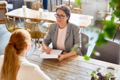 Hiring waitress 2021 09 24 03 32 42 utc