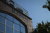 Palantir to Help U S Track Covid 19 Vaccines WSJ